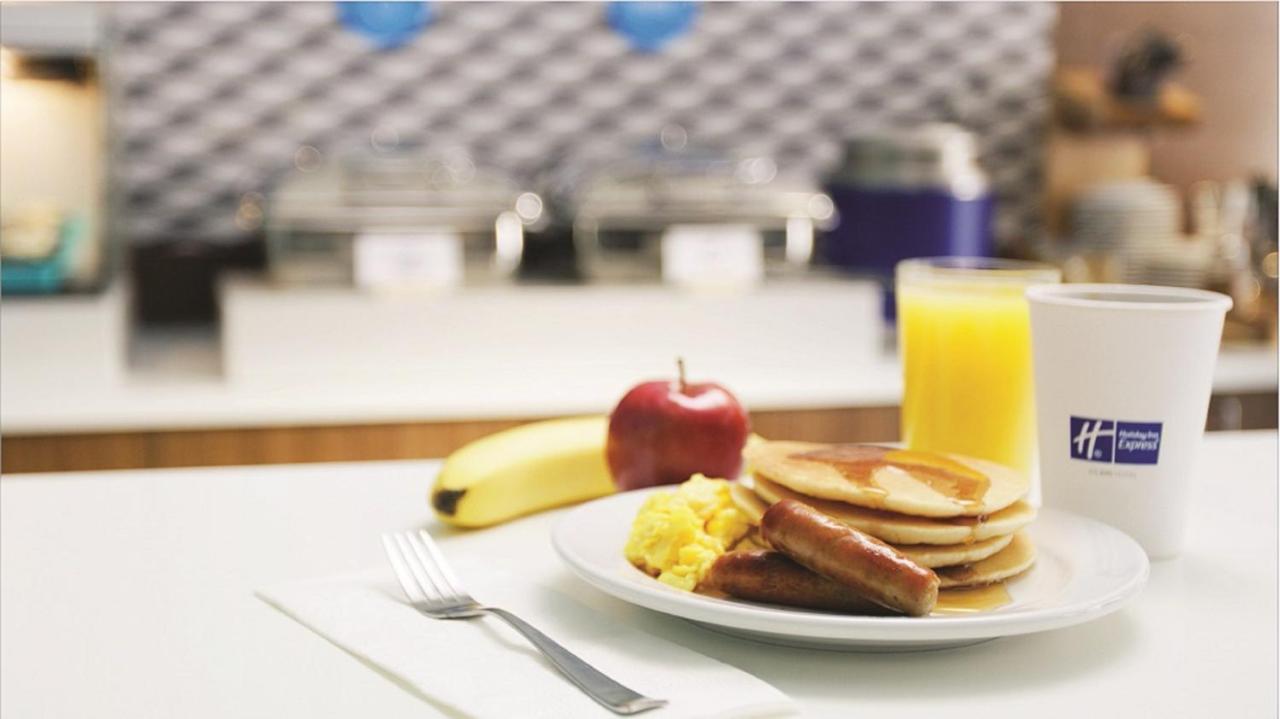 Holiday Inn Express & Suites - Jacksonville W - I295 And I10 By Ihg Exteriör bild